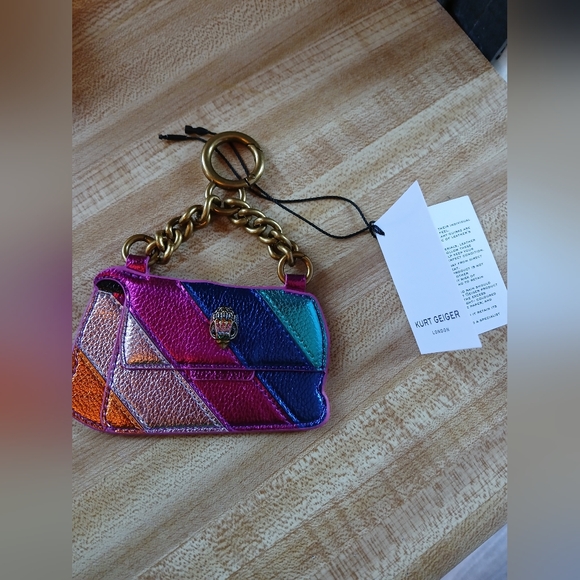 Kurt Geiger NWT/NIB Rainbow Metallic Kensington Bag Charm/Keychain - Picture 2 of 6